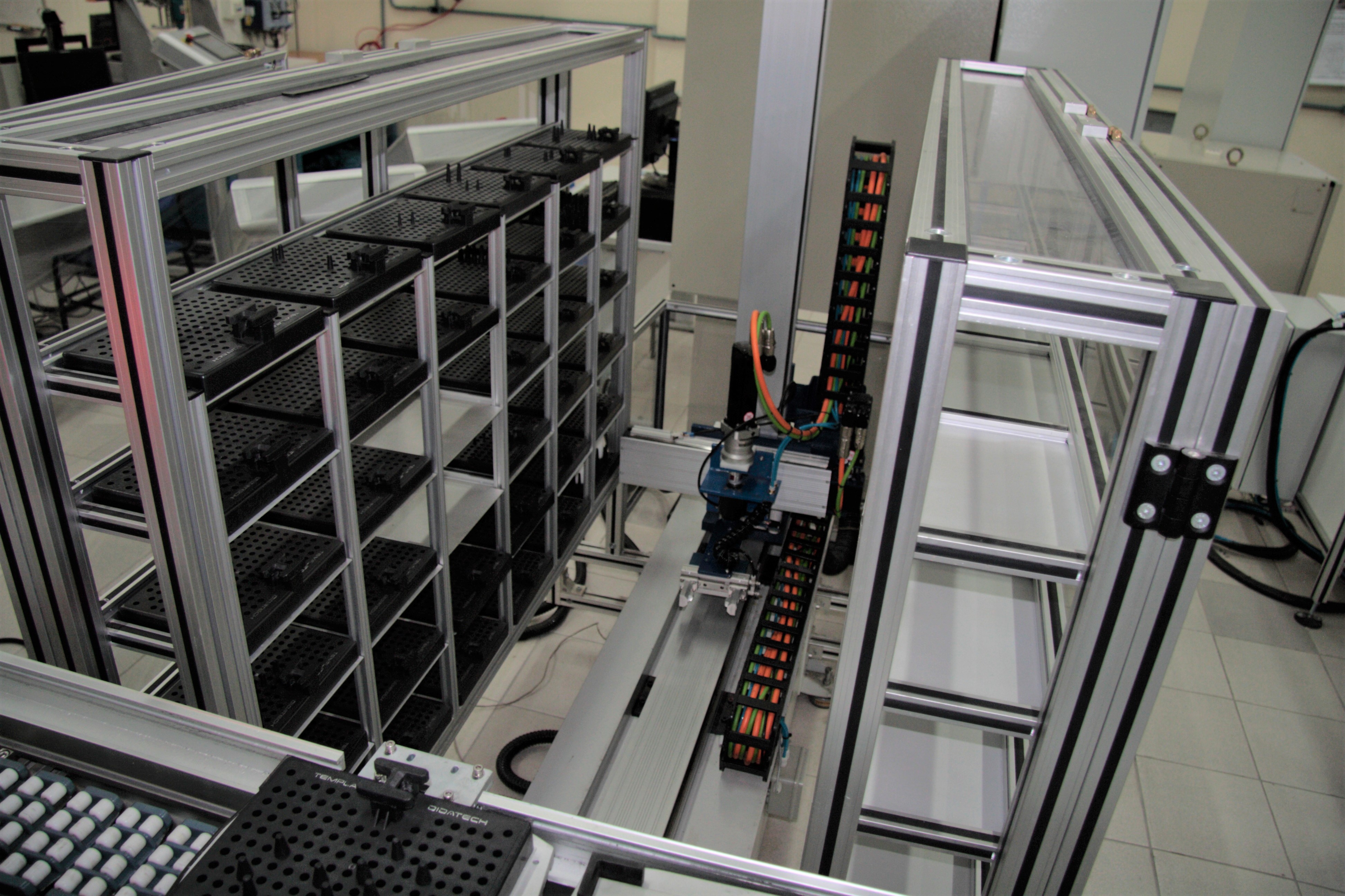 <p>LAMAN - Laboratório de Automação da Manufatura</p>
