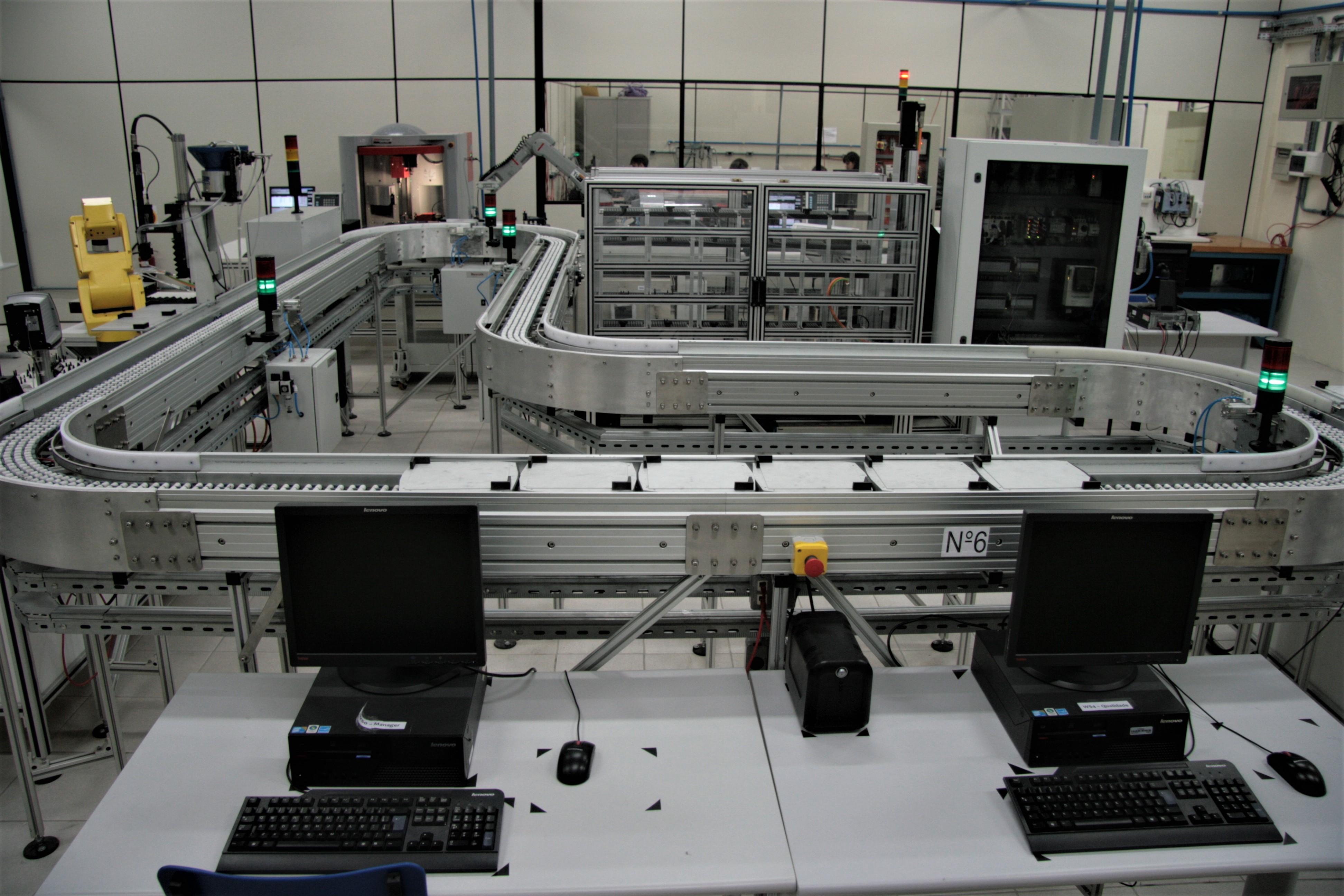 <p>LAMAN - Laboratório de Automação da Manufatura</p>
