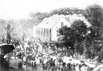 <p>Década de 1920 - Antigo Porto de Joinville - próximo ao Mercado Público Municipal. </p>
