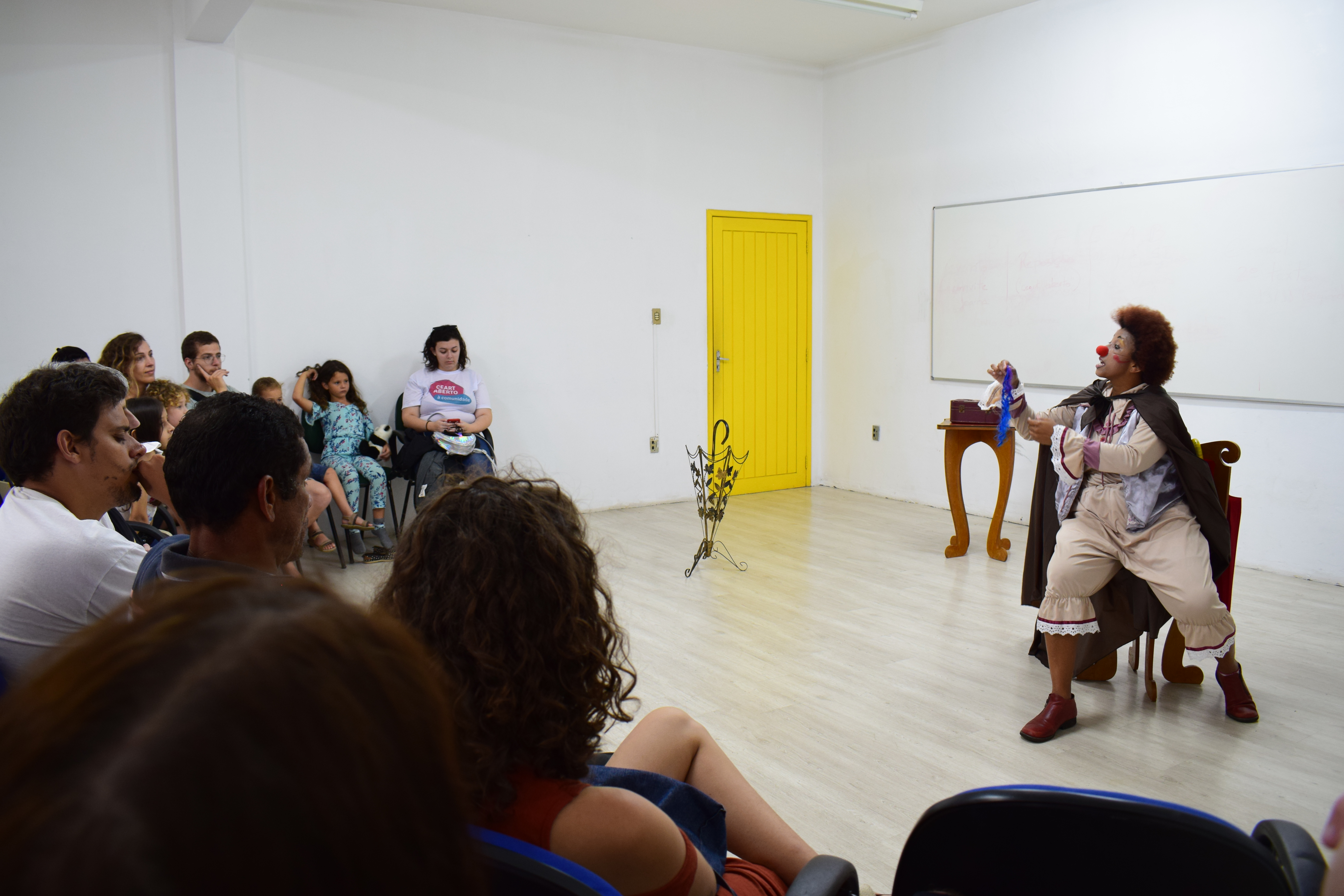 <p><strong>Espetáculo teatral: “vÔ Me EscOndê aQui!” </strong></p>

<hr />
<p>Foto: Laís Moser</p>
