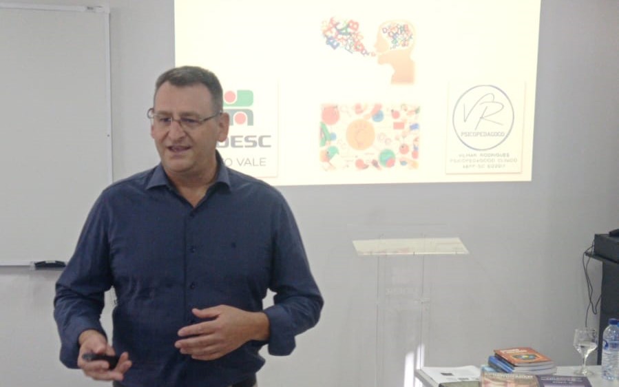 Palestra sobre Desenvolvimento da Aprendizagem