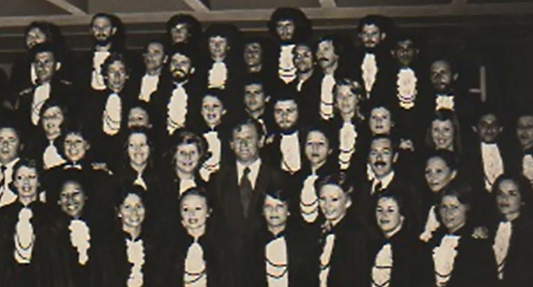 Formatura da primeira turma do curso de Licenciatura em Educação Física, em 1975